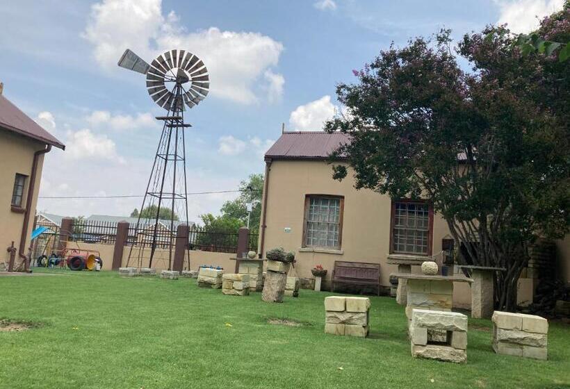 פנסיון Cherry Lane Guest House