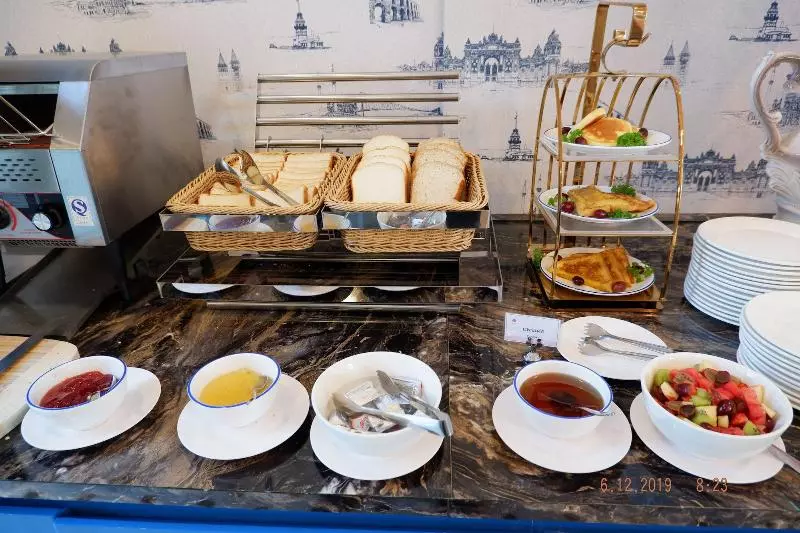 ホテル Banbua Grand Udon