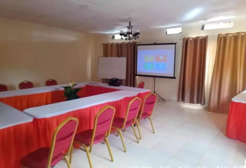 هتل Comfort Guest House Kericho