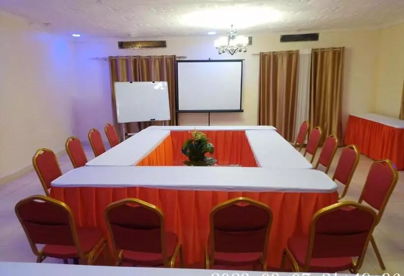 هتل Comfort Guest House Kericho