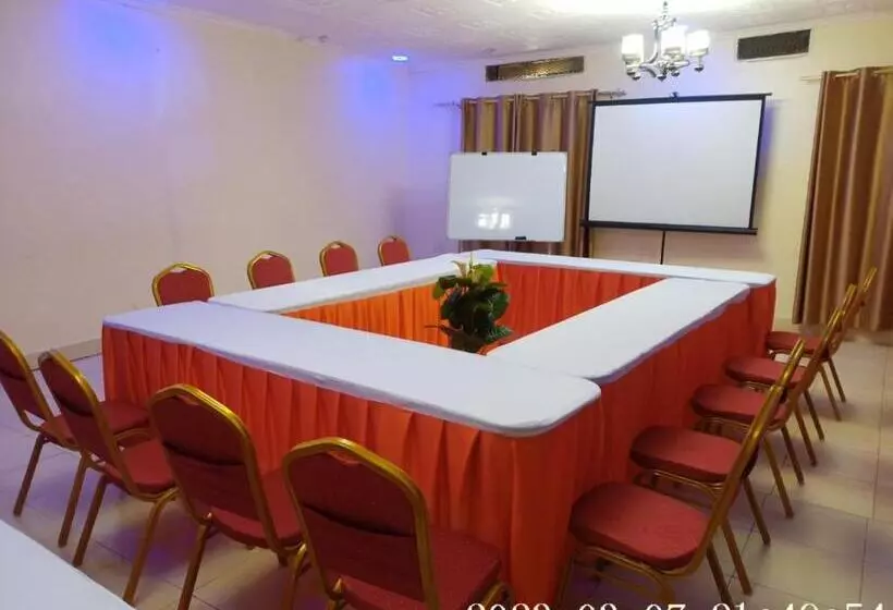 هتل Comfort Guest House Kericho