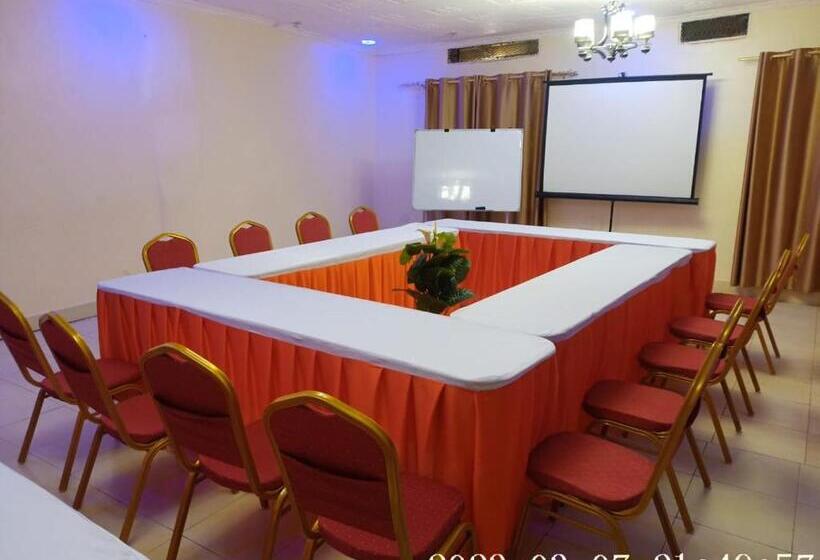 هتل Comfort Guest House Kericho