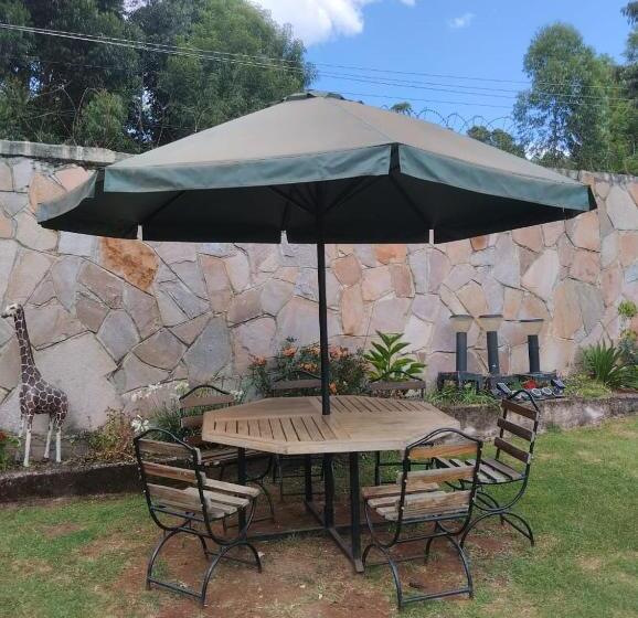 هتل Comfort Guest House Kericho