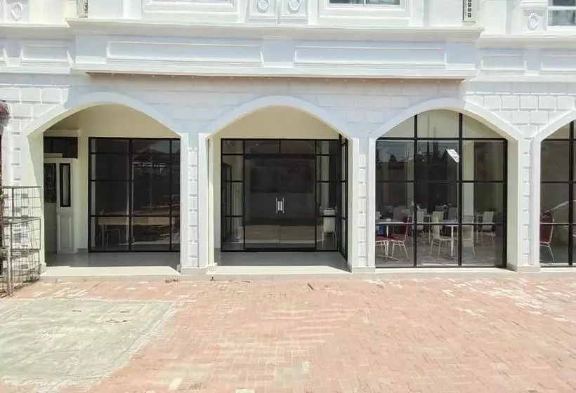ホテル Oyo 1940 Cendana Residence Syariah