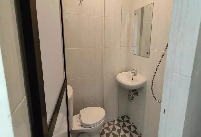 ホテル Oyo 1940 Cendana Residence Syariah
