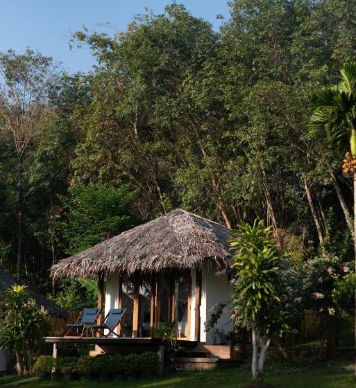 Resort Inhale @ Hill