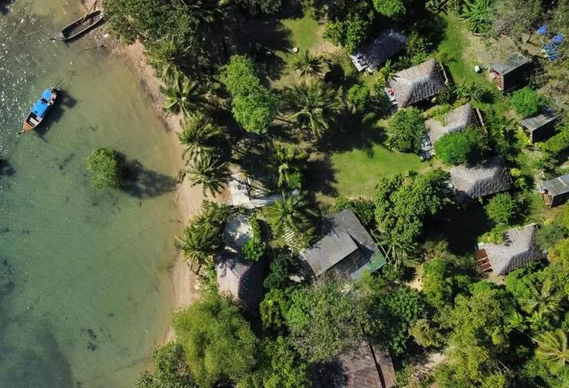 استراحتگاه Inhale @ Hill