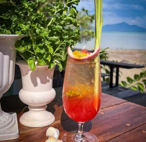 استراحتگاه Inhale @ Hill