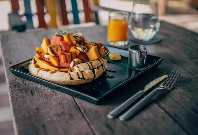 استراحتگاه Inhale @ Hill