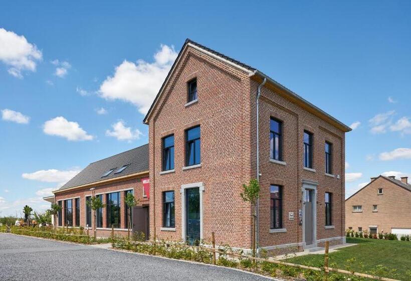 هتل Café Coureur Borgloon