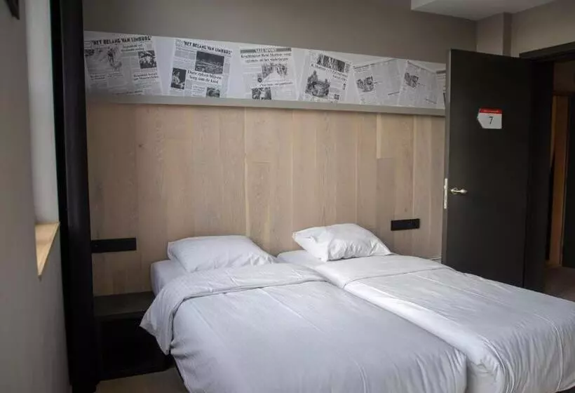 هتل Café Coureur Borgloon