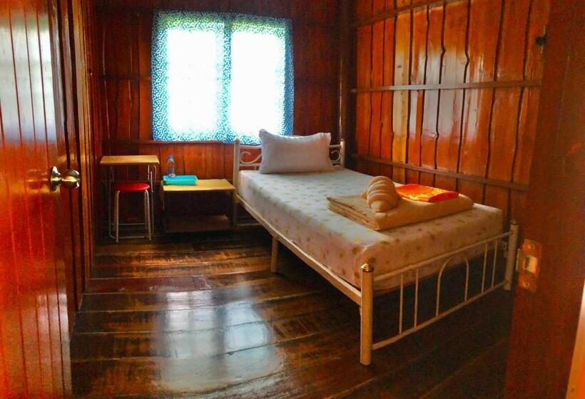 פנסיון Banthai Guesthouse