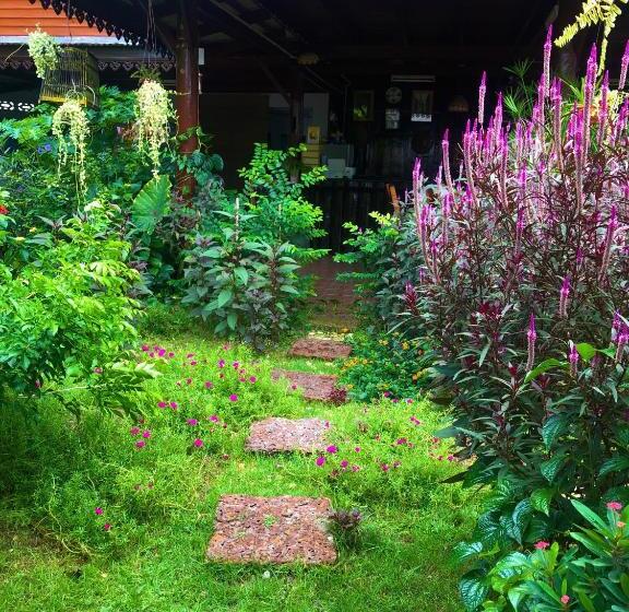 פנסיון Banthai Guesthouse