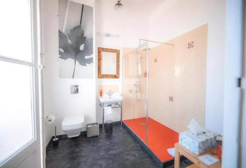 پانسیون Villa Kumquats