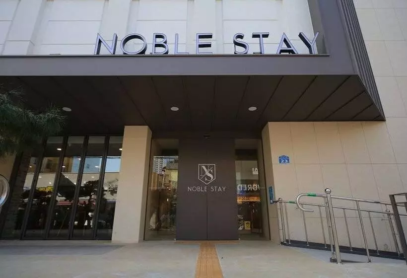 Hotelli Noblestay