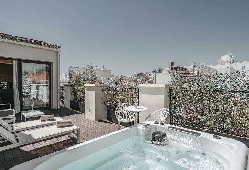 هتل Vincci Selección Unuk 5* GL