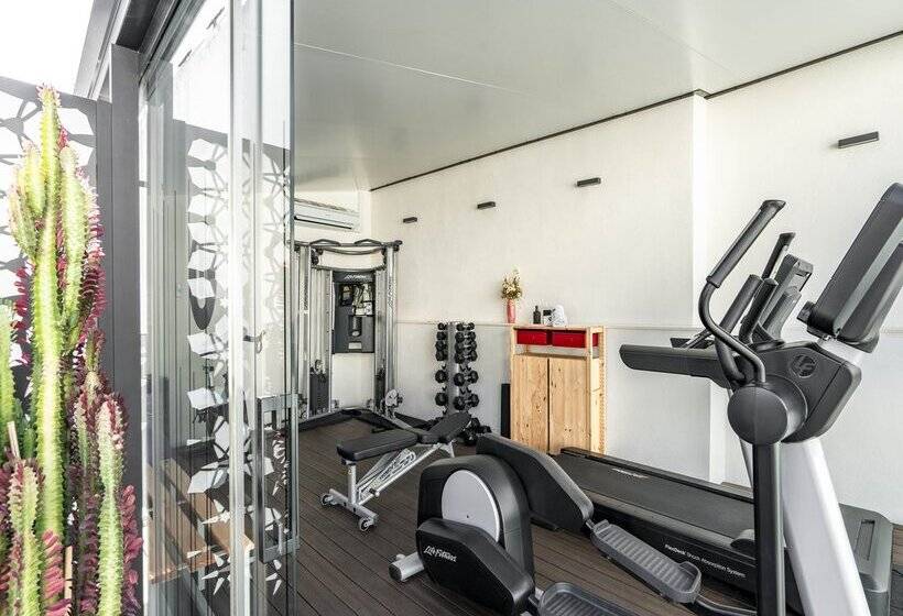 هتل Vincci Selección Unuk 5* GL