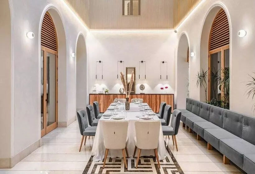 Hotelli Vincci Selección Unuk 5* GL