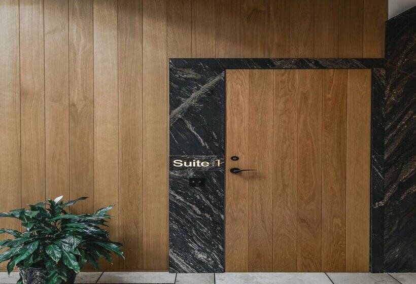 هتل Vincci Selección Unuk 5* GL