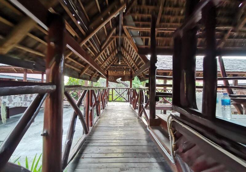 펜션 Baan Lanna Resort