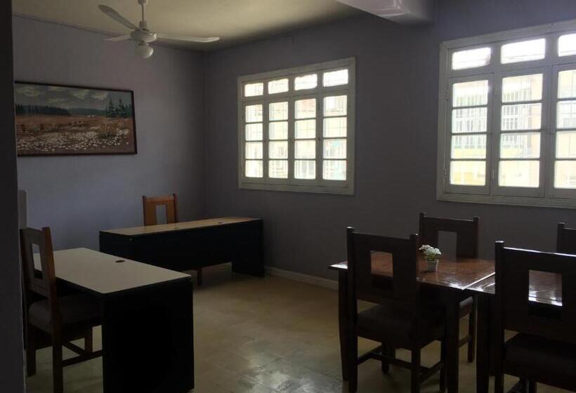 پانسیون Fundadores Torreón