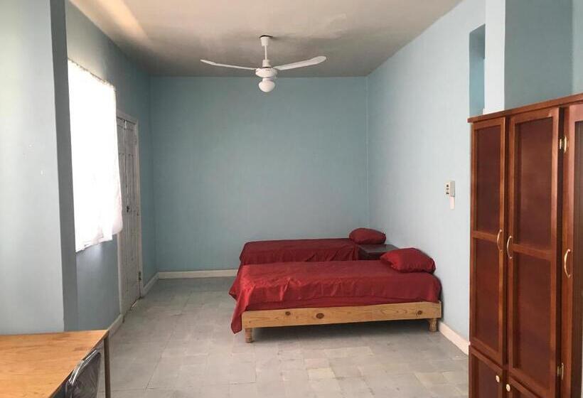 پانسیون Fundadores Torreón