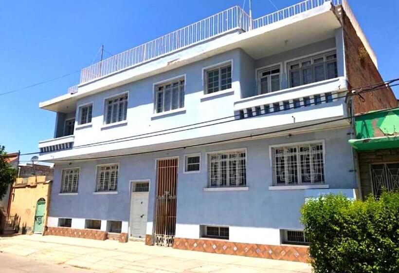 پانسیون Fundadores Torreón