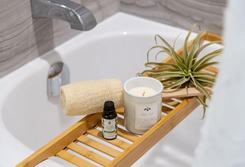 Sarkar Suites   Cumberland Street