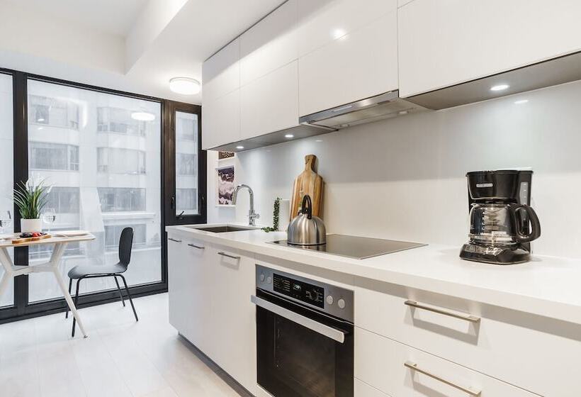 Sarkar Suites   Cumberland Street