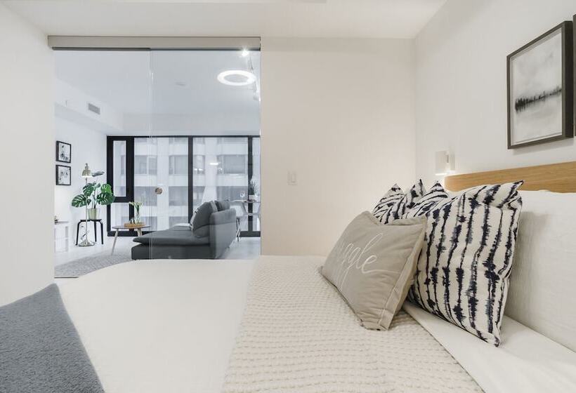 Sarkar Suites   Cumberland Street