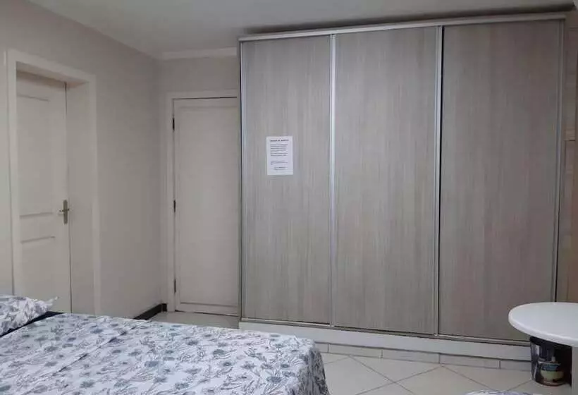 Hostel Jardim Nazaré