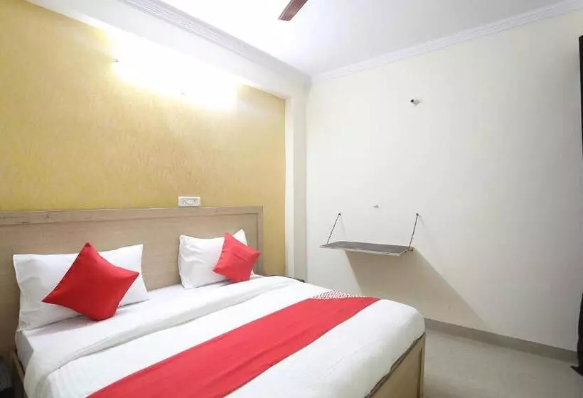 Hotelli O A P Residency