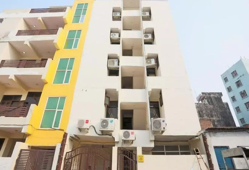 Hotelli O A P Residency