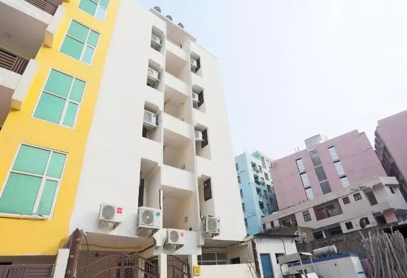 Hotelli O A P Residency