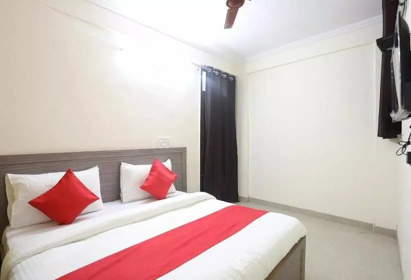 Hotelli O A P Residency