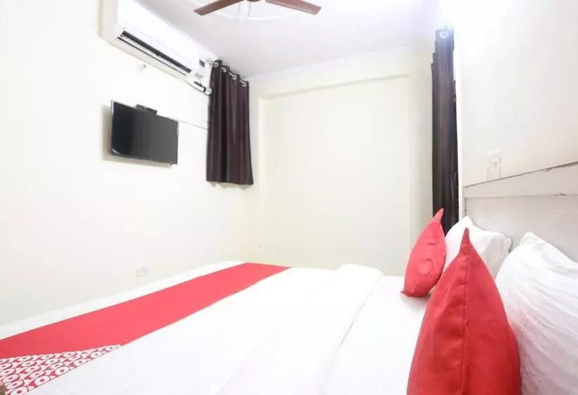 Hotelli O A P Residency