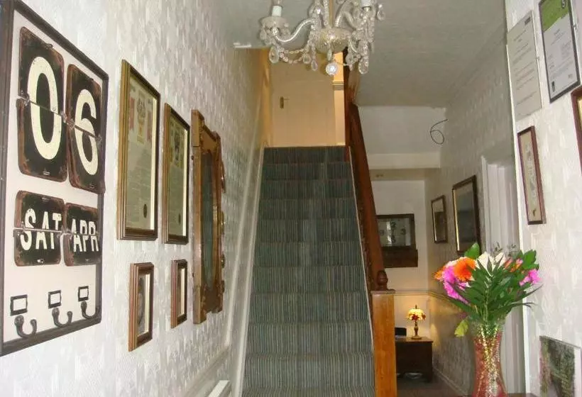 ペンション Broadlands Guest House