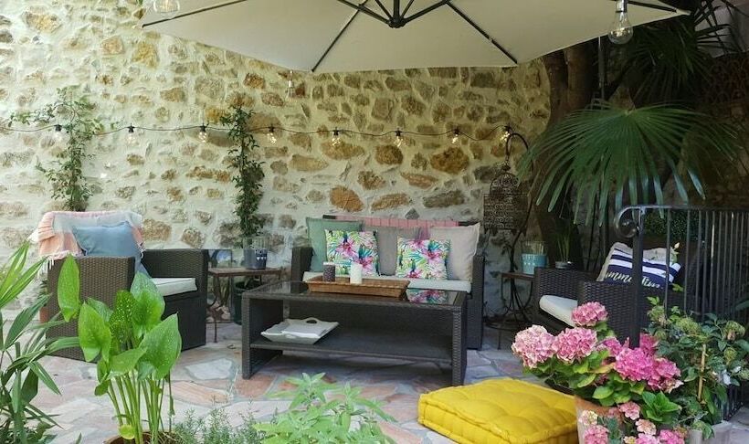 مبيت وإفطار La Cordeline