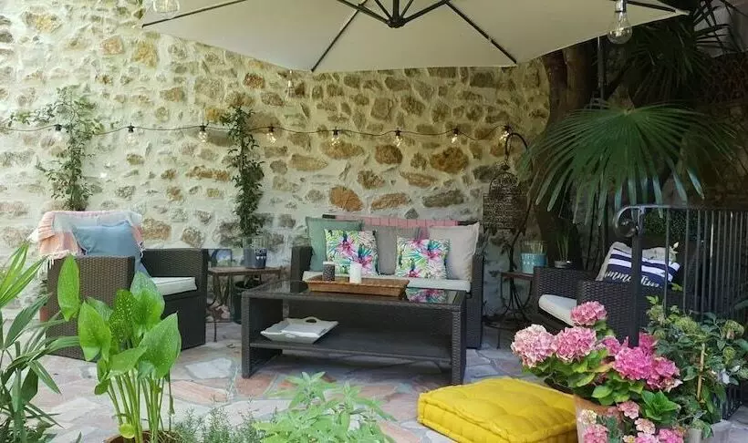 Aamiaismajoitus (B&B) La Cordeline