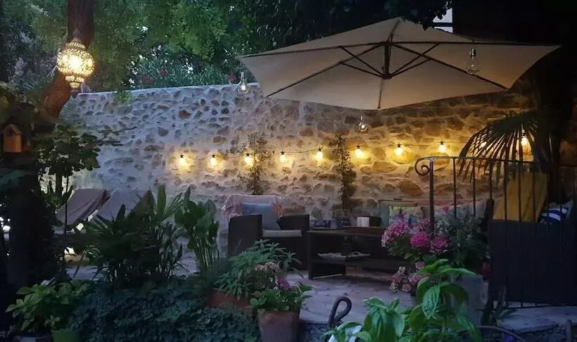 Aamiaismajoitus (B&B) La Cordeline