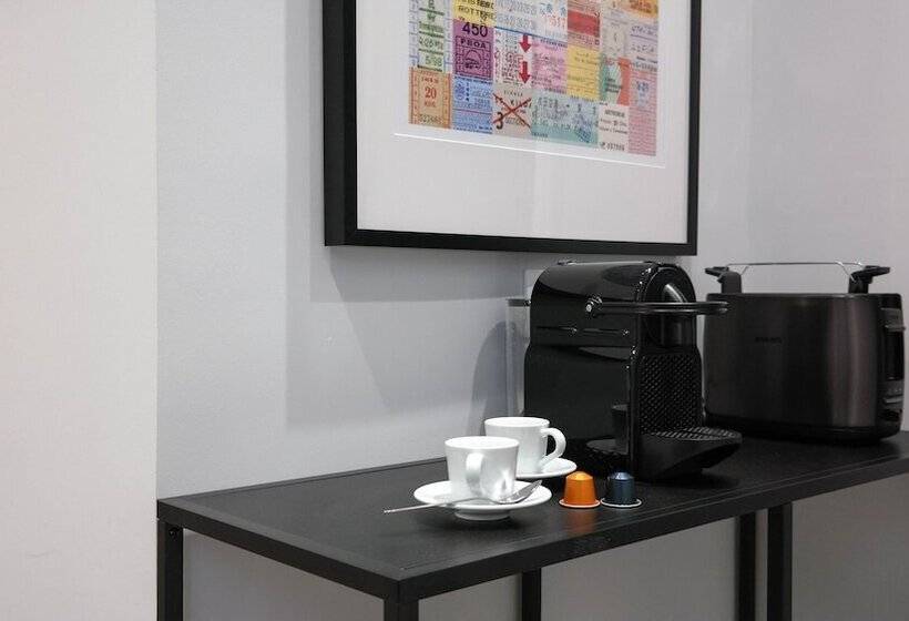 Chic And Cosy Flat In Plaka By Upstreet