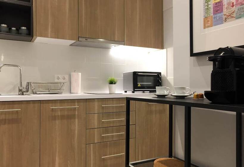 Chic And Cosy Flat In Plaka By Upstreet