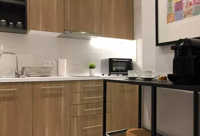 Chic And Cosy Flat In Plaka By Upstreet