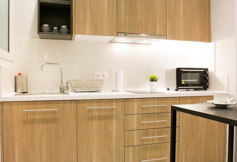 Chic And Cosy Flat In Plaka By Upstreet