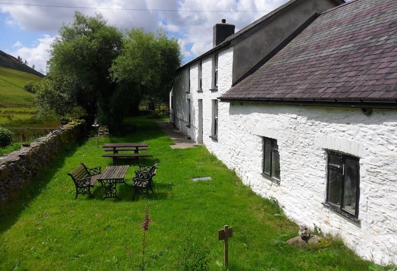 Dolgoch Hostel