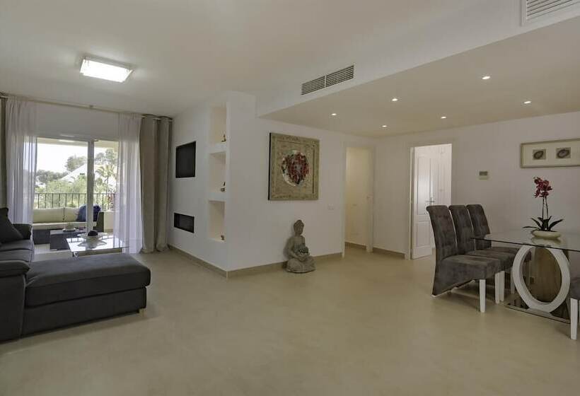 Fantastic Apartment Near Puerto Banus