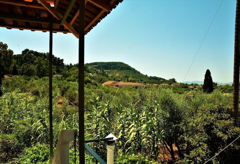 پانسیون Petros Giatras   Rooms