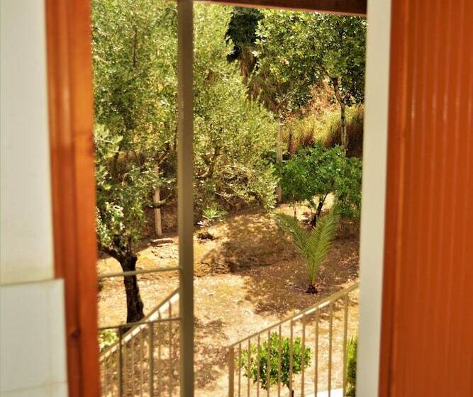 پانسیون Petros Giatras   Rooms