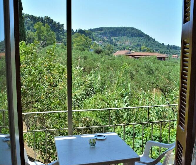 پانسیون Petros Giatras   Rooms