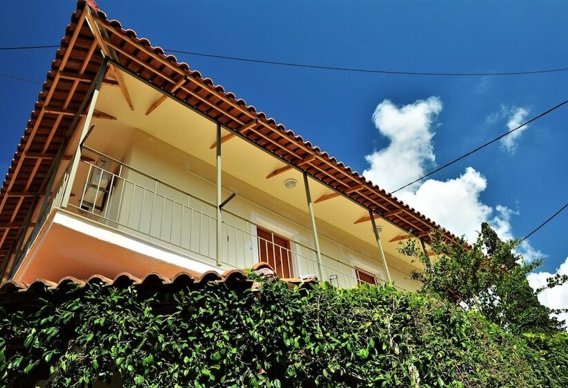 پانسیون Petros Giatras   Rooms